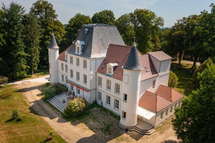 Le château Domaine des Éveils