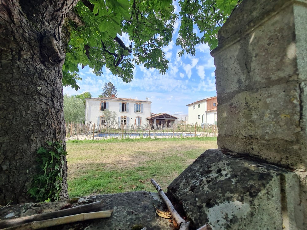 Vue éloignée de l'Oasis des Tisserands