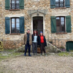 Paul, Pricila accompagante , et Anna à l'Archipel de la vallée