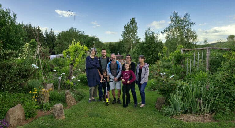 Le jardin d'une figue dans le poirier